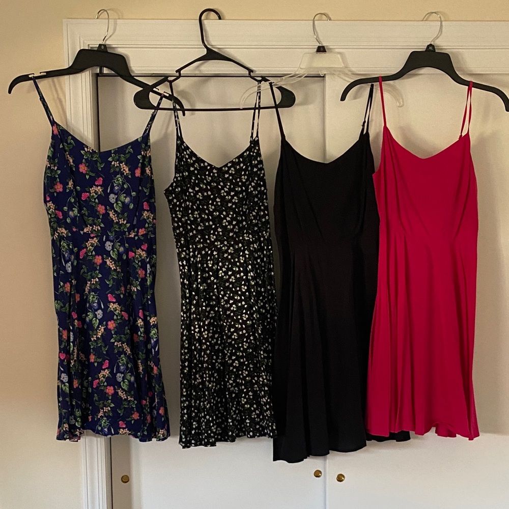Bundle of 4 dresses Like New!